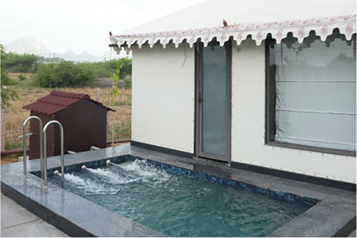 Luxury Tent, Garden View | Desk, free WiFi
