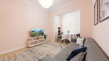 Appartement Confort, climatisation, vue montagne | Coin séjour