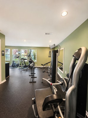 Fitness facility - DFWAirport Escape w/Balcony Near 6Flags & Stadiums (Grand Prairie, TX, 75050)