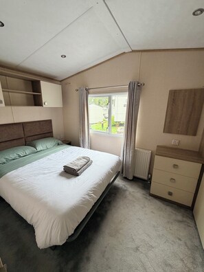 Room - Beautiful Snowdonia Retreat Family-Friendly 3 Bed (Llanrug)