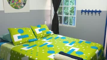 Laptop workspace, blackout drapes, WiFi (free)