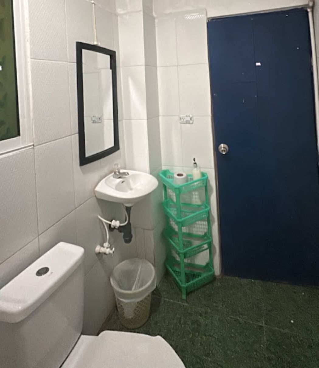 Economy Double Room | Bathroom