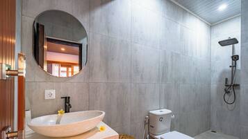 Standard Room | Bathroom