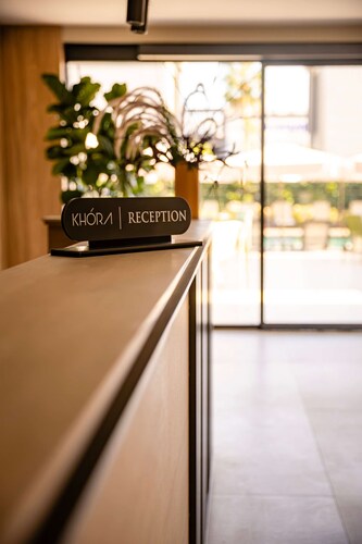 Khora Suites