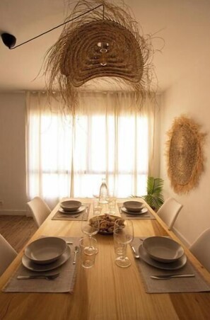 Dining - Swell Soul FTV (Corralejo)