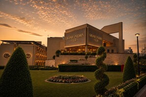 Exterior - Grand Unicorn Club (Islamabad)