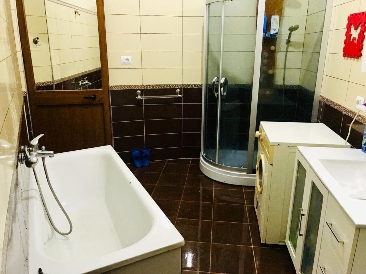 Basic Double Room, City View | Bathroom
