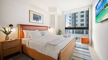 Superior Apartment, Balcony | Down duvets, desk, free WiFi, bed sheets