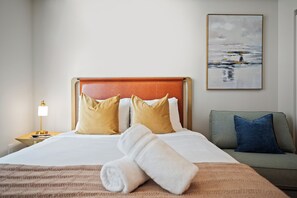 Studio Mewah, balkon | Selimut bulu angsa, meja kerja, Wi-Fi gratis, dan seprai linen