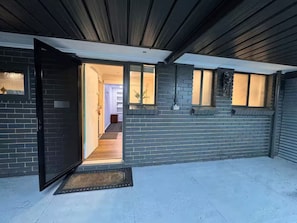 Interior - Gates Mini Ranch (Waterloo Corner)