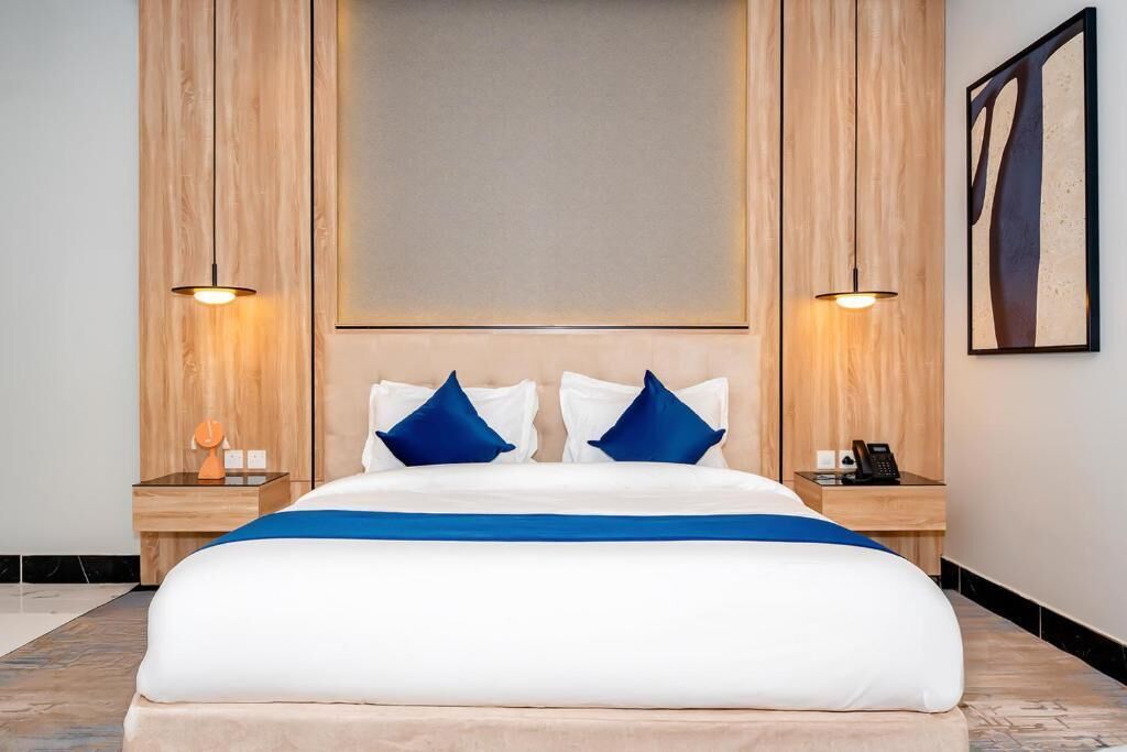In-room safe, soundproofing, iron/ironing board, free WiFi