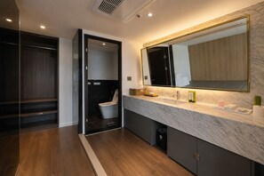 複式房屋, 陽台, 海灘景觀 | 浴室 | 淋浴設備、吹風機、毛巾、洗髮精