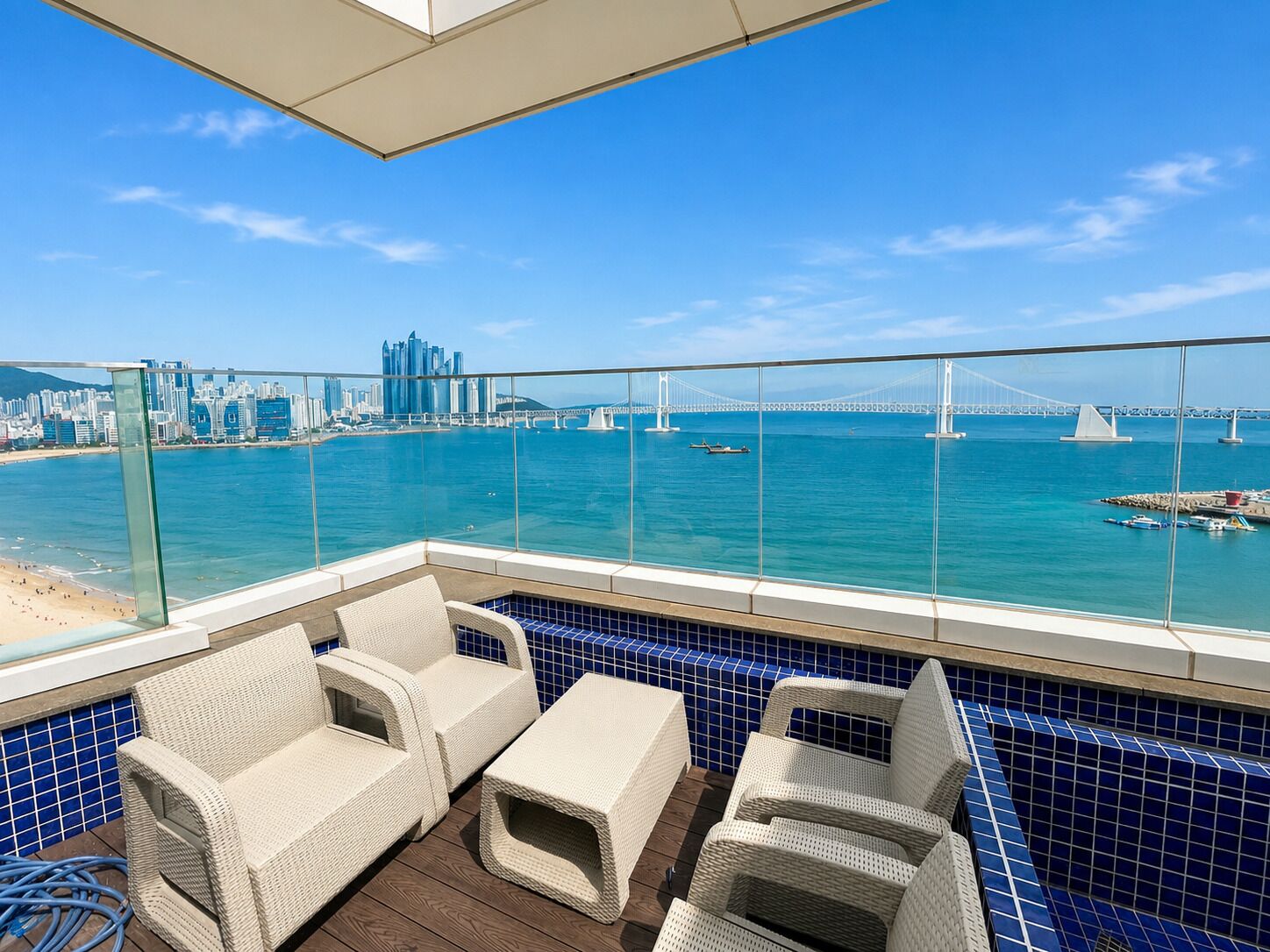 Double Room, Balcony, Beach View | Property grounds