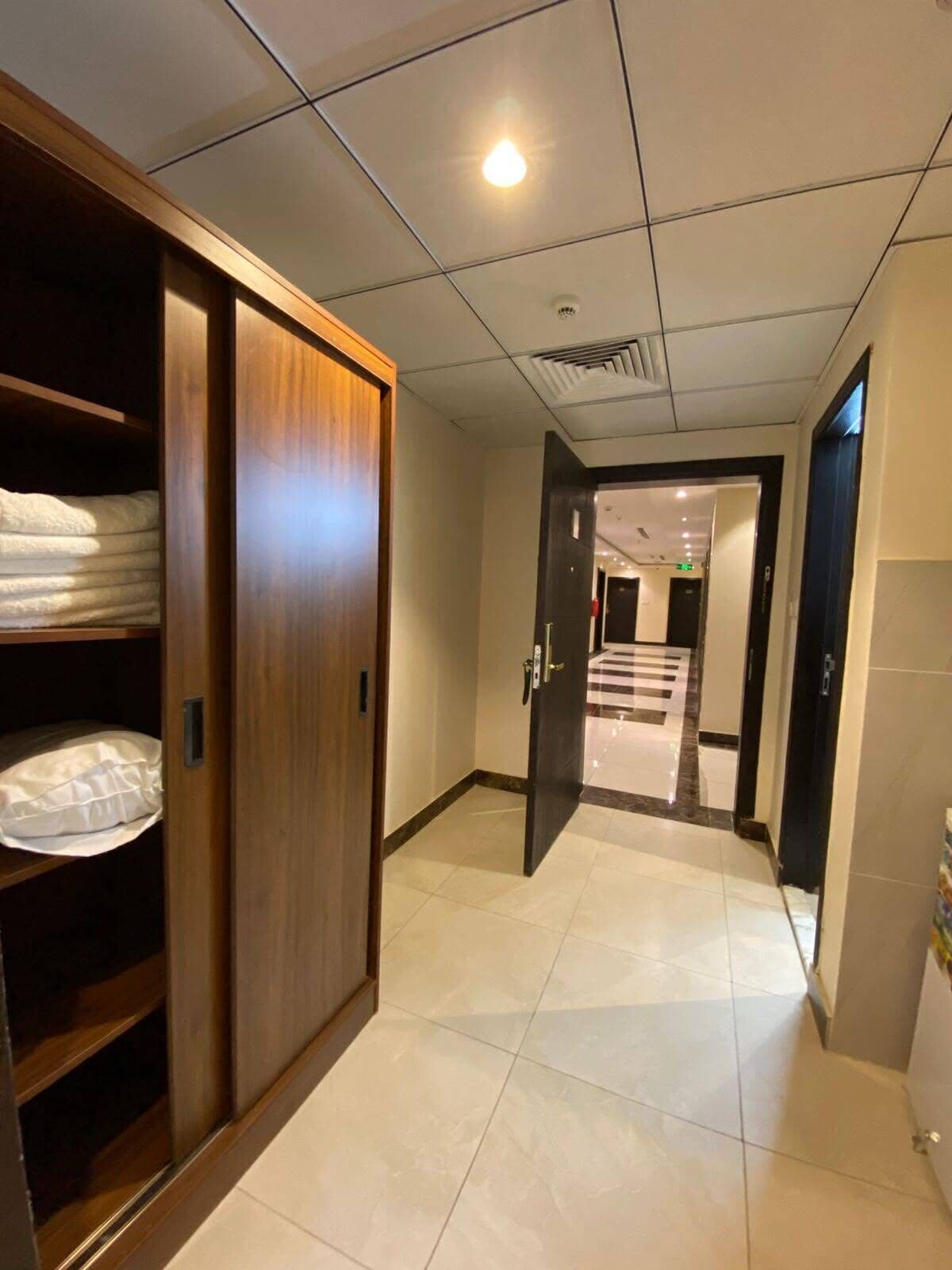 Desk, WiFi (free), bed sheets