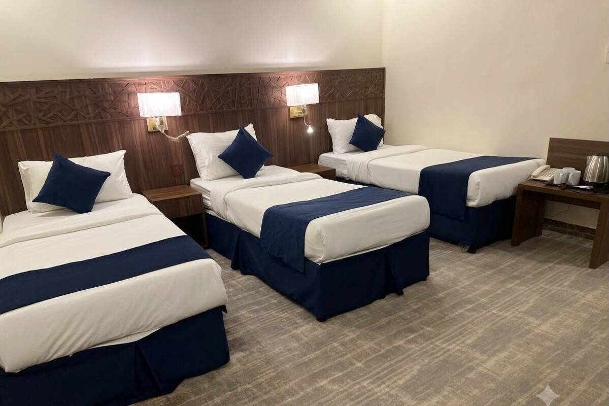 Basic Triple Room | Free WiFi, bed sheets