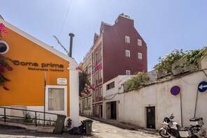 Exterior - Estrela Riverside Studios III by Homing (Lisbon)