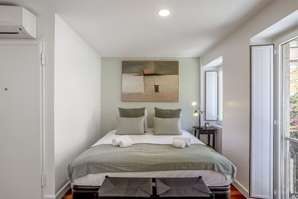 1 habitación y ropa de cama