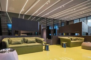 Bar lounge
