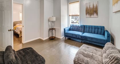 Pets Welcome! Hinton Home w/ Mtn Views