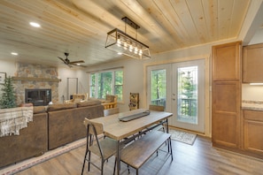 House (2 Bedrooms) | Interior