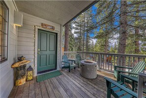 Terrace/patio - Best Truckee / Northstar offering in one place 
On ski shuttle route + amenities (Truckee)