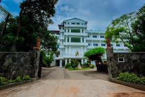 Bahagian luar