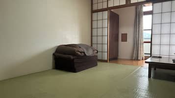 Triple Room | Interior