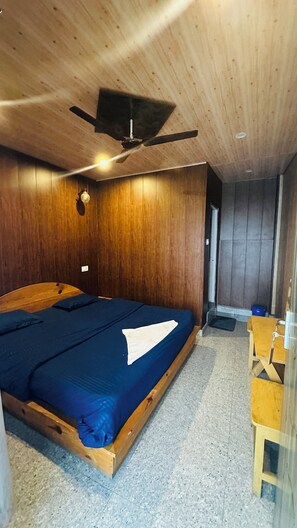 Family Room, Hill View | Free WiFi - Hotel Kailasha (Mussoorie)