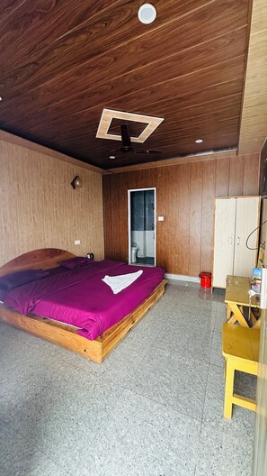 Family Room, Hill View | Free WiFi - Hotel Kailasha (Mussoorie)