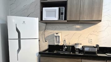 Basic Apartment | Private kitchen