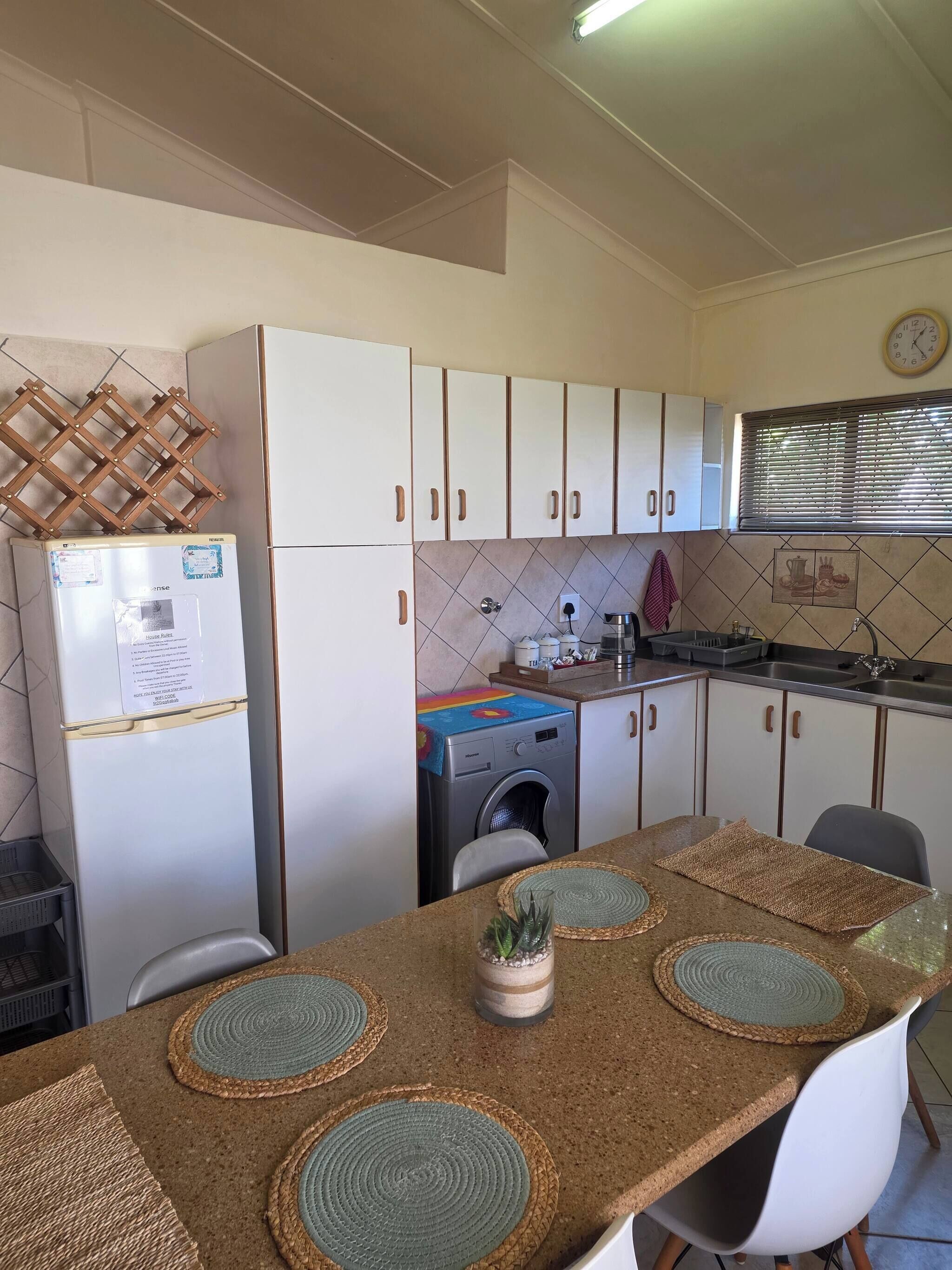 House, 2 Bedrooms, Balcony, Garden View | Laundry