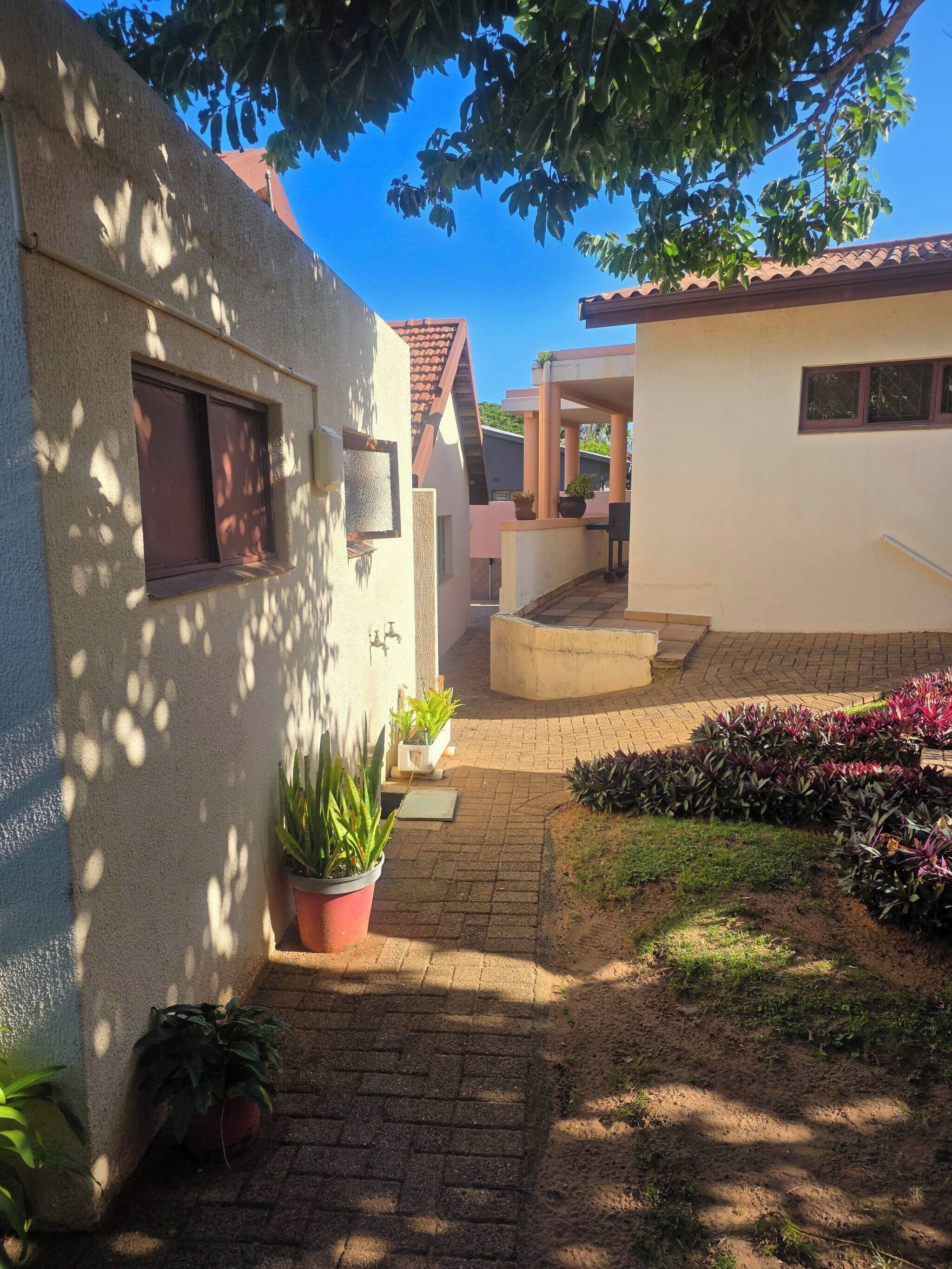 House, 2 Bedrooms, Balcony, Garden View | Property grounds