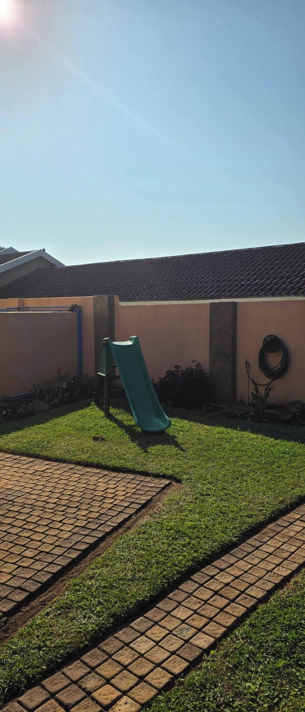 House, 2 Bedrooms, Balcony, Garden View | Property grounds