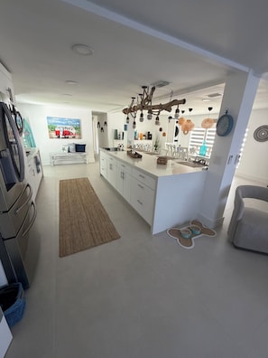 Private kitchen - Welcome to Tropical Paradise, your private waterfront escape in Key Largo. (Key Largo)
