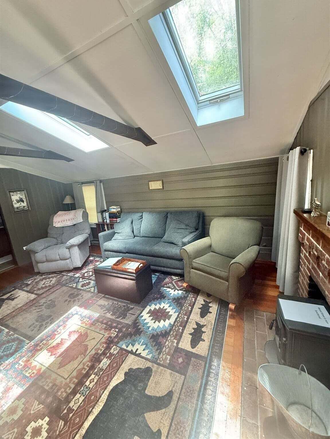 Cabin, 2 Bedrooms | Living area | Smart TV