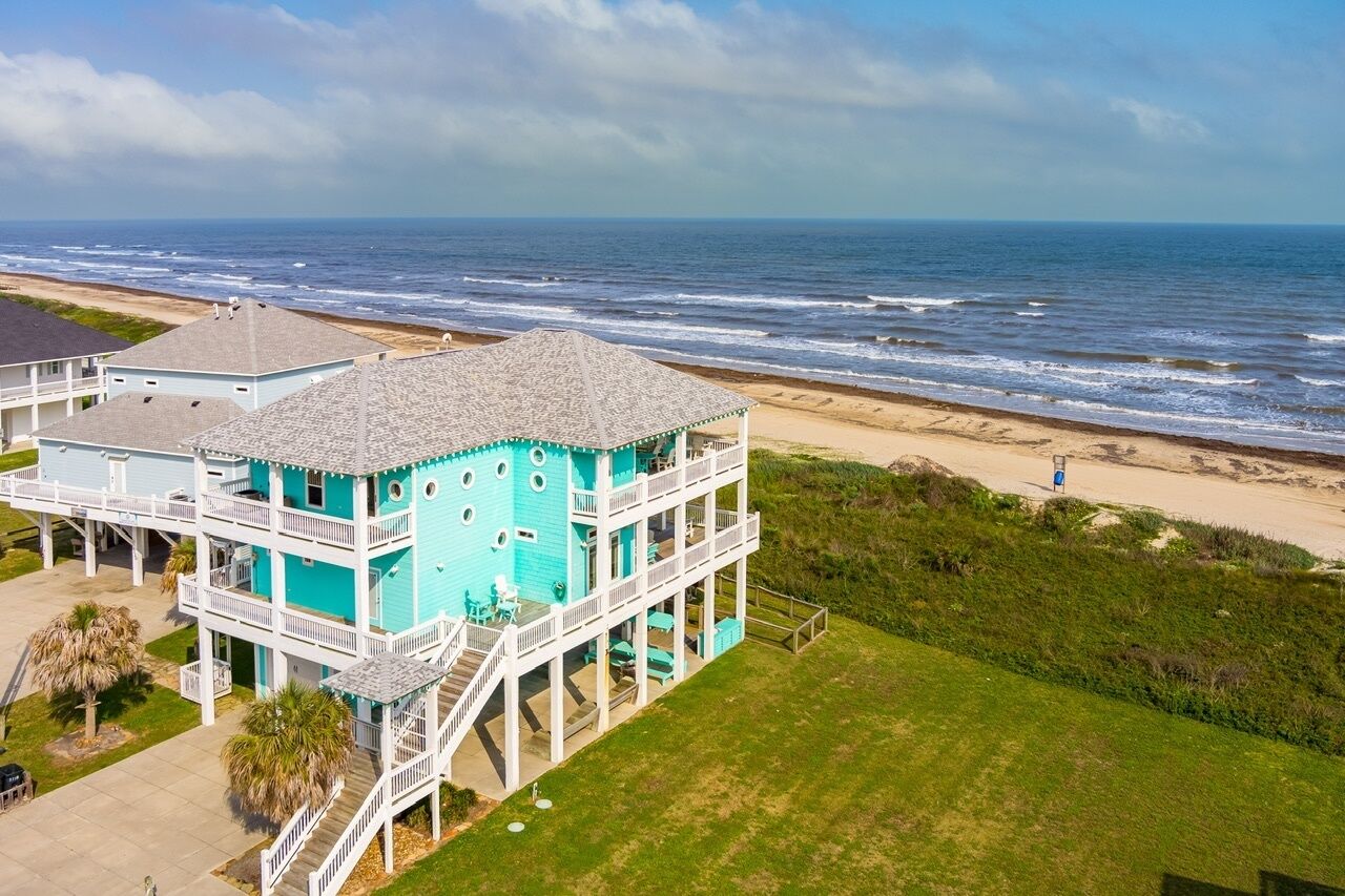 House, 5 Bedrooms | Exterior