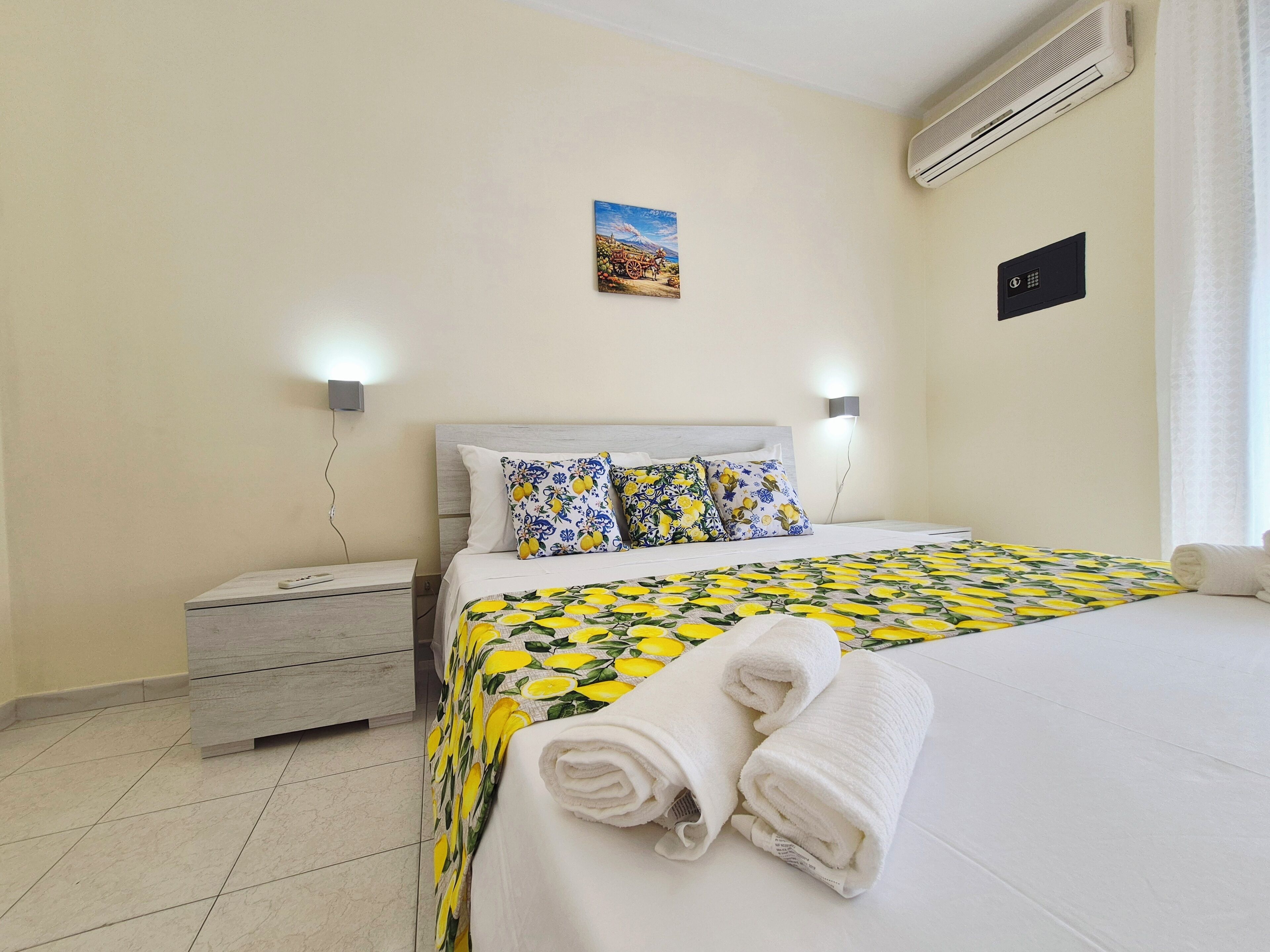 2 bedrooms, Internet, bed sheets