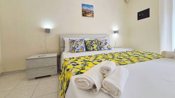 2 bedrooms, Internet, bed sheets
