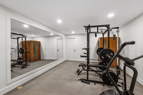 New! 5BR Retreat at Munn Park Lodge | Wine Room | Sauna | Wellness Room