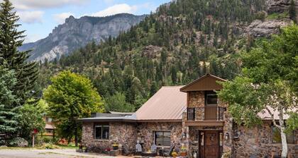 New! Private Suite at Munn Park Lodge | Downtown Ouray