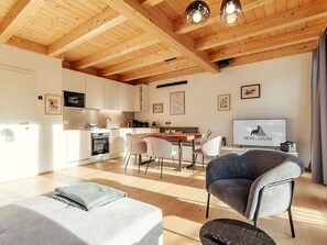 Interior - Wonderful private villa for 8 guests with TV, terrace and pets allowed (Lachtal)