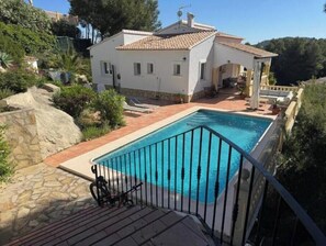Pool - Vrbo Property (VC)