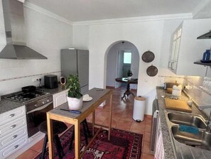Private kitchen - Vrbo Property (VC)