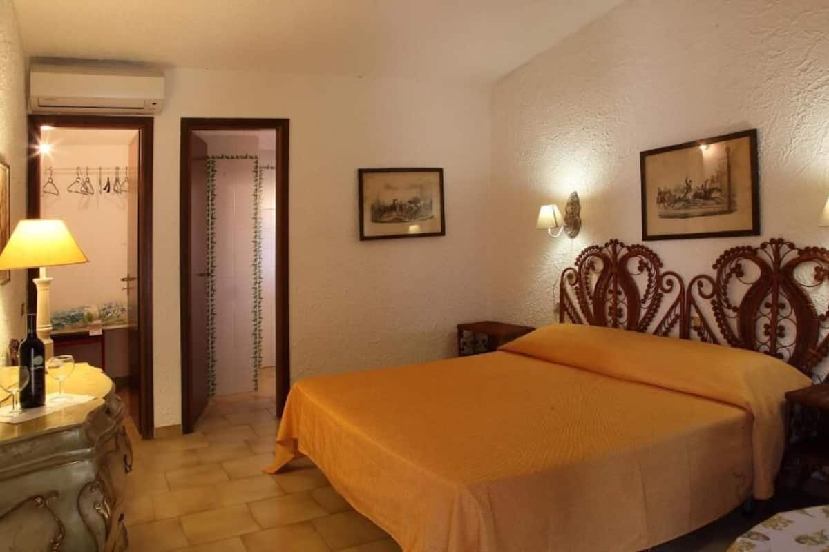 Chambre Double, patio, vue jardin