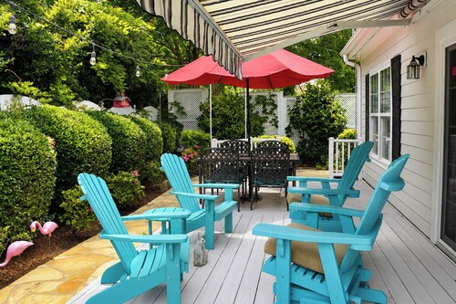 The Cary Retreat • Luxury Cottage in the Heart of Downtown Cary