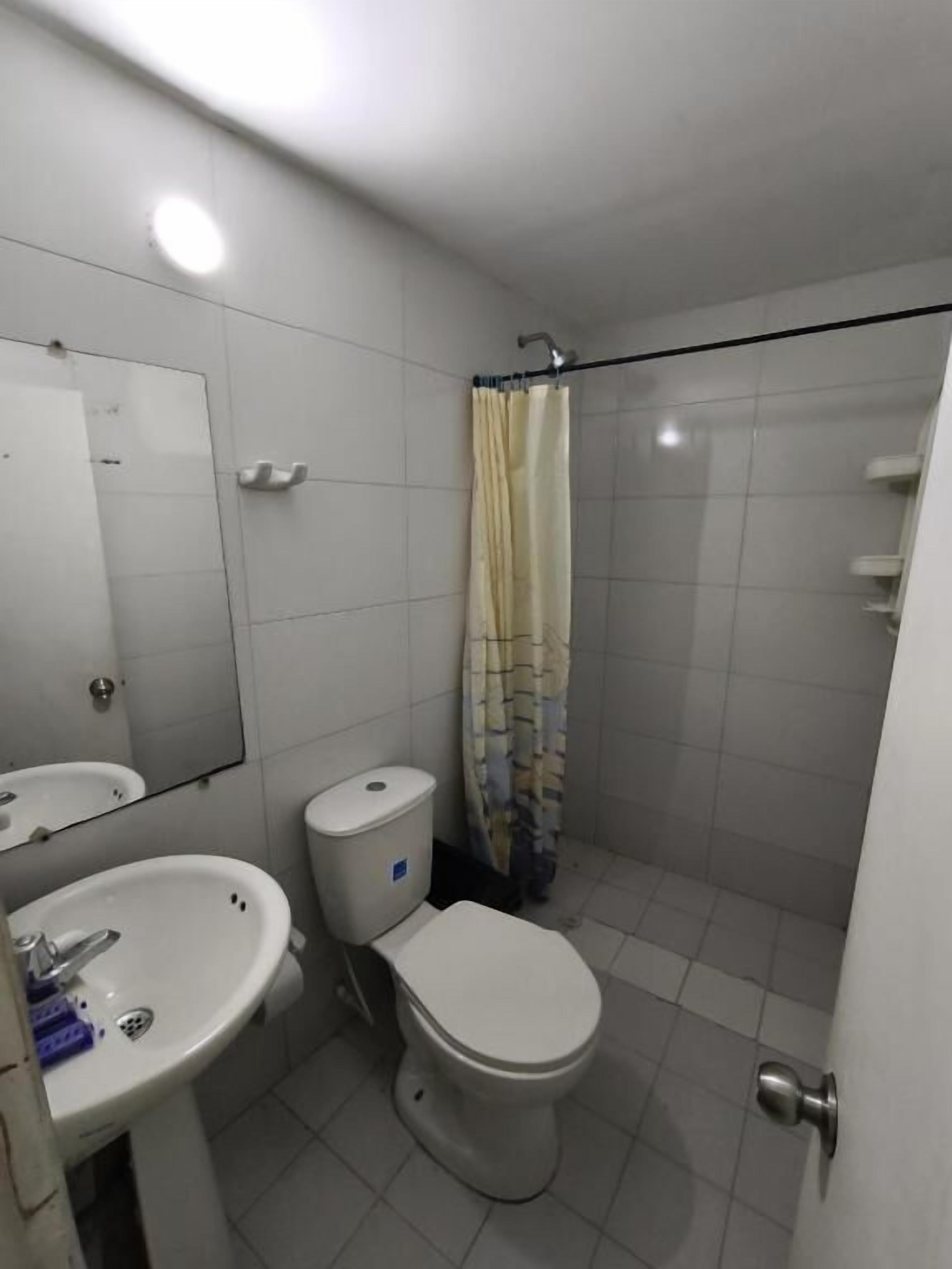 Quadruple Room | Bathroom