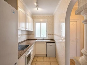 Private kitchen - Cozy townhouse in Montgó (Dénia)