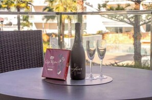 Outdoor dining - Luxury Residential Development in Denia (Dénia)