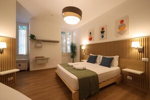 In-room safe, iron/ironing board, free WiFi - R2R Vatican retreat (Roma)