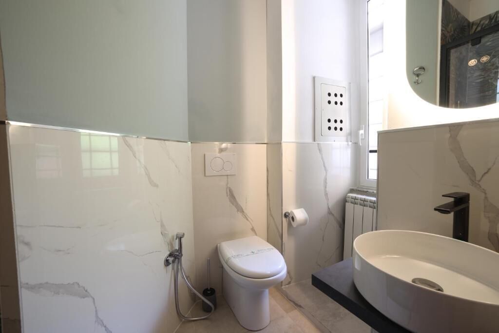 Double Room | Bathroom